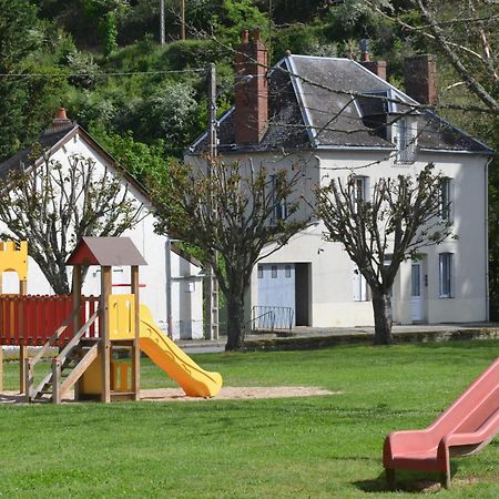 Au Bord De L'Eau Appartement 50 M2 Chambon-sur-Voueize Bagian luar foto