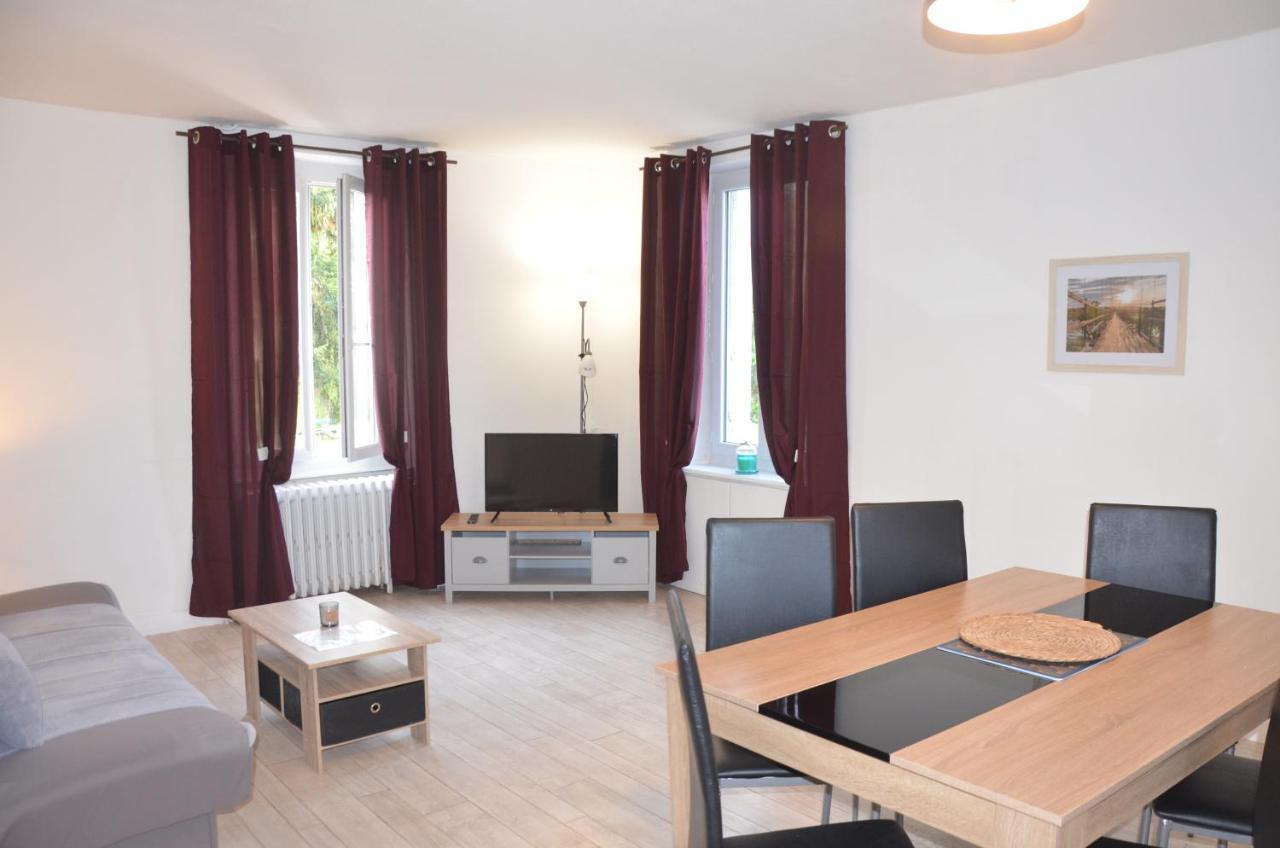 Au Bord De L'Eau Appartement 50 M2 Chambon-sur-Voueize Bagian luar foto