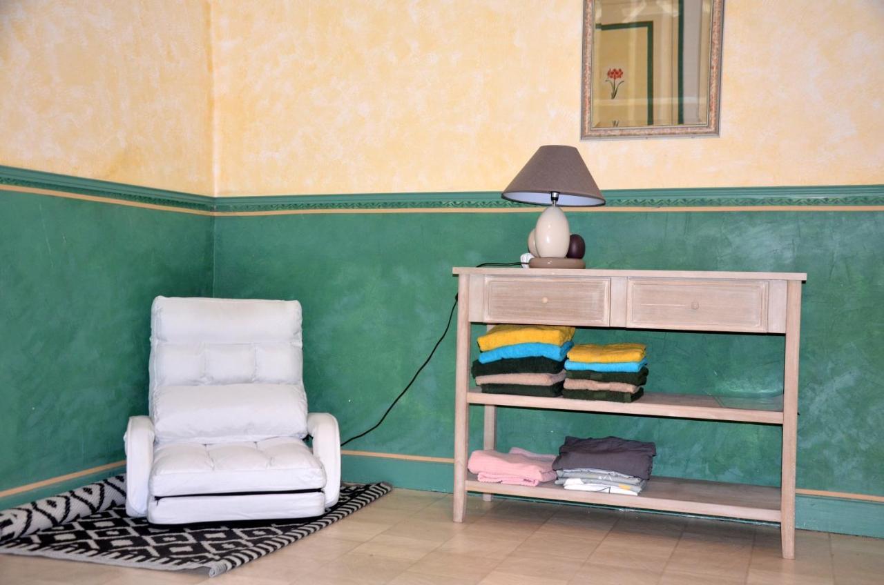 Au Bord De L'Eau Appartement 50 M2 Chambon-sur-Voueize Bagian luar foto